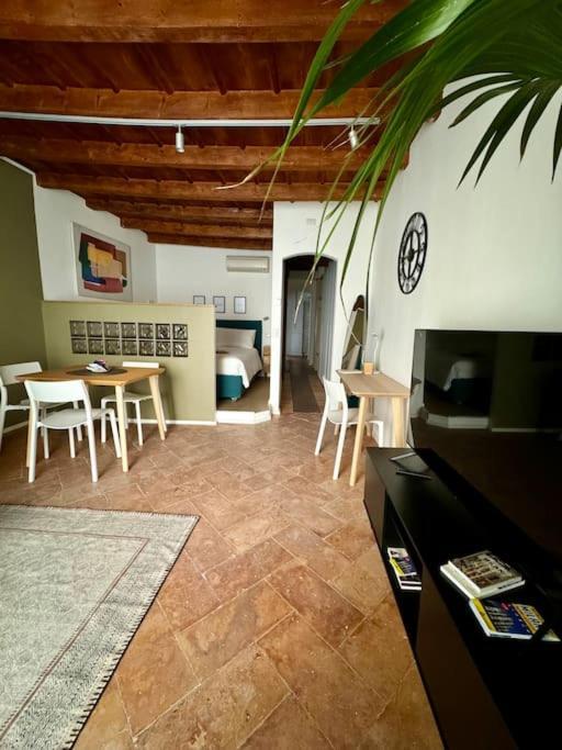 Splendido Bilocale In Via Madonnina, Zona Brera Apartment Milan Exterior photo